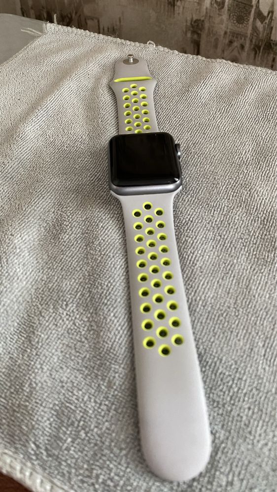 Apple watch 2 38 mm oridgenal.