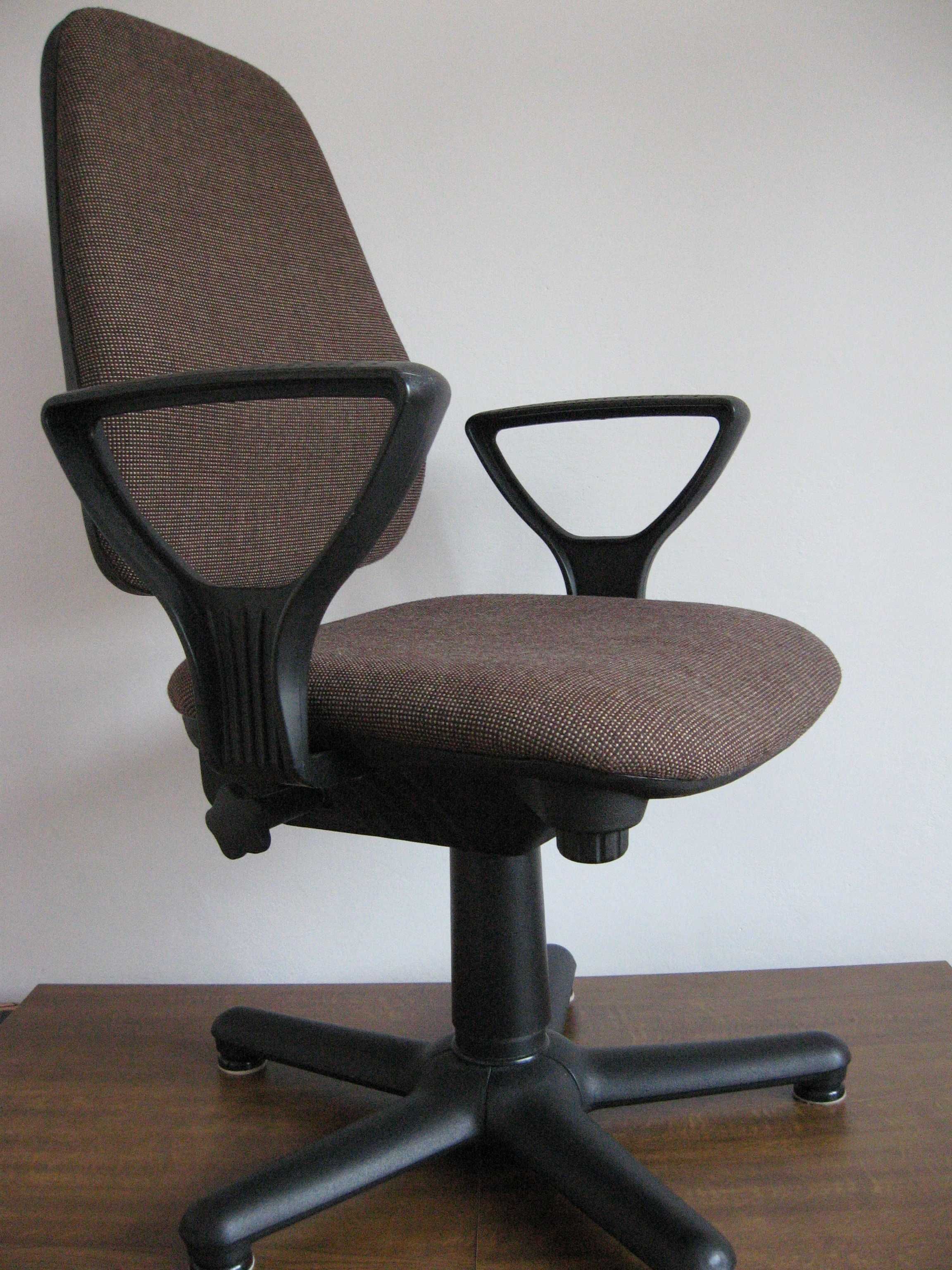 Fotel Krzesło obrotowre komputerowe biurowe z kółkami