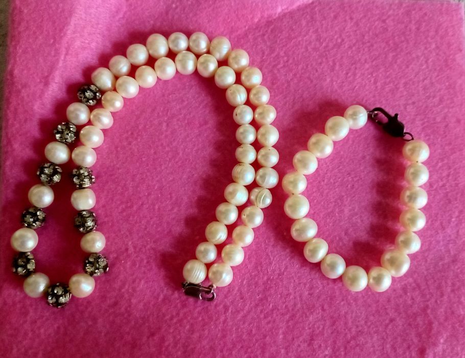 Комплект из жемчуга
