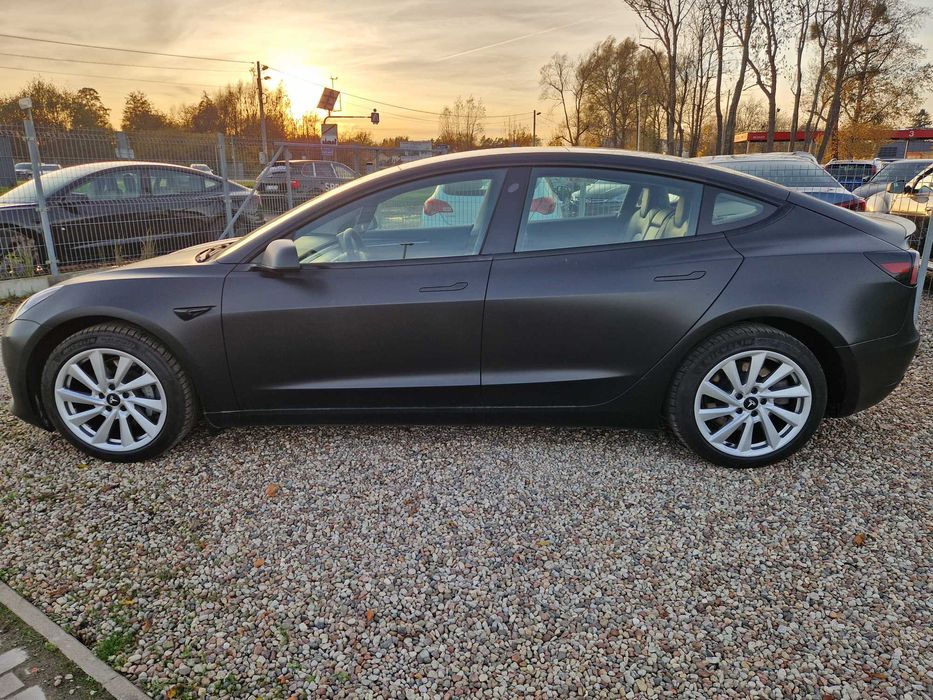 Tesla  3 po liftingu 3.2023r 60KWh 283ps,pompa ciepła, Ryzen