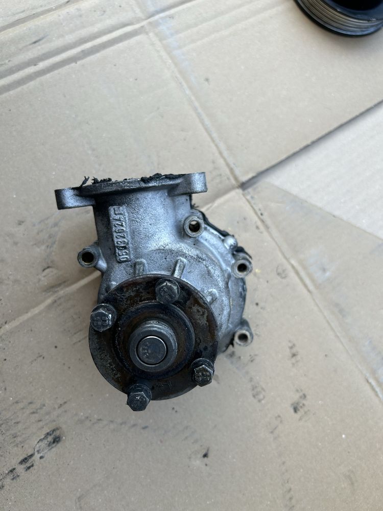 Pompa wody S50B32 S50B30 e36 M3