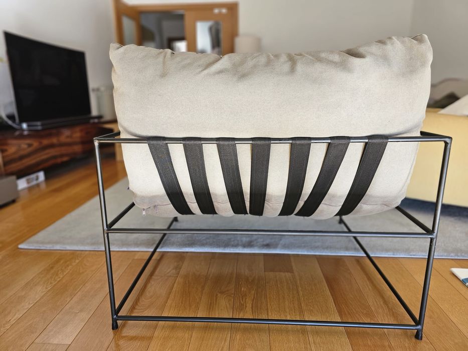 Cadeirão Área em bom estado