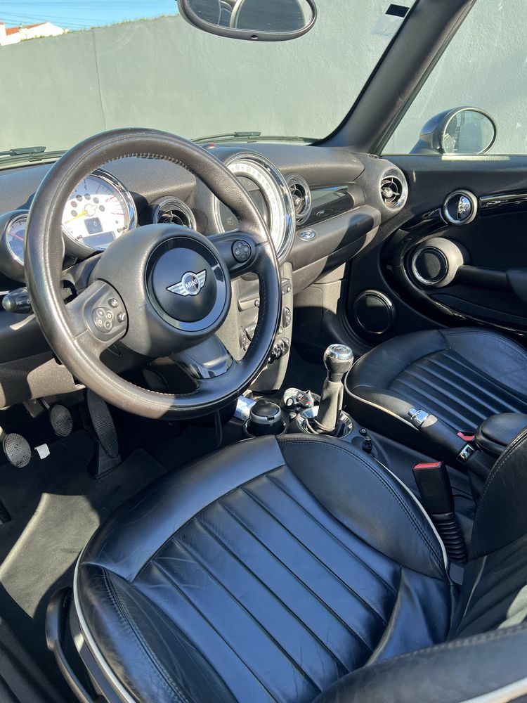 Mini Cooper Cabrio 2012
