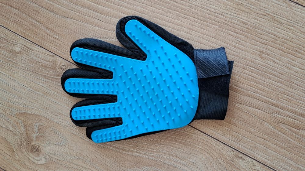 Rękawica do czesania