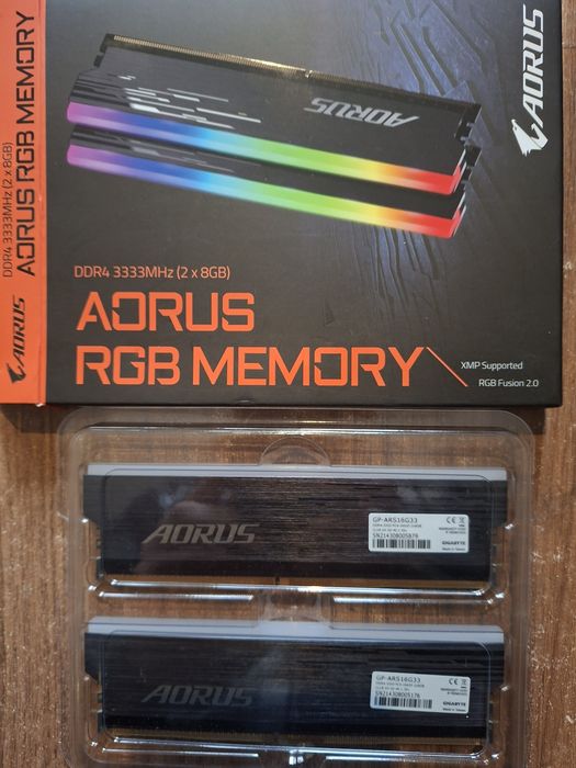Pamieci ddr4 Gigabyte Aorus Rgb 2x8gb 16gb 3333MHz cl18