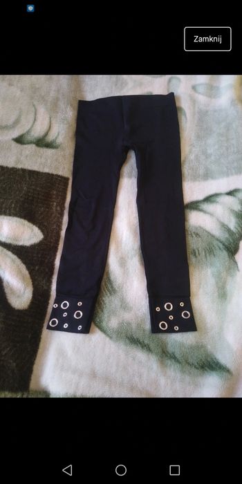 Czarne leginsy krótkie