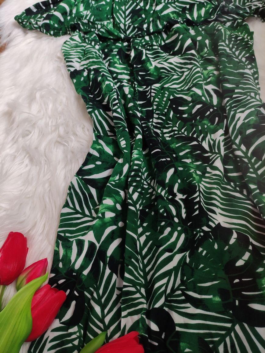 Zwiewna sukienka w liście monstery palmy hiszpanka z falbanką M L S Bo