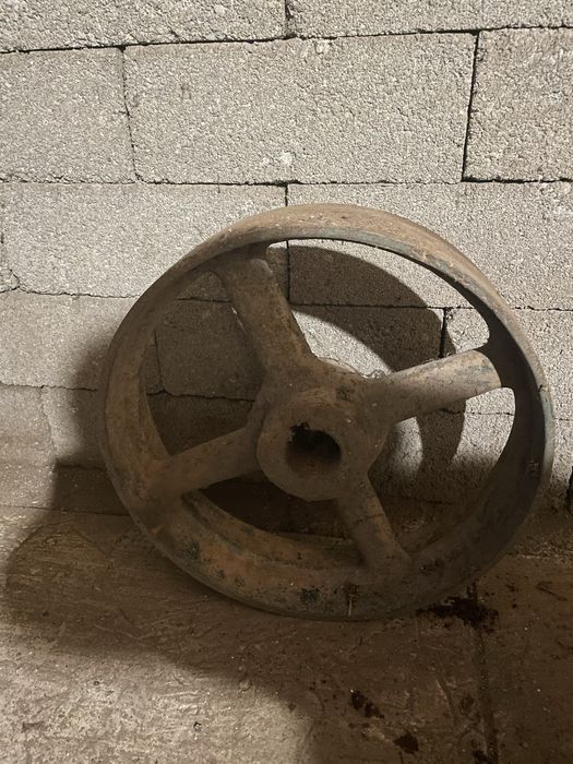 Rodas em ferro de vários diametros