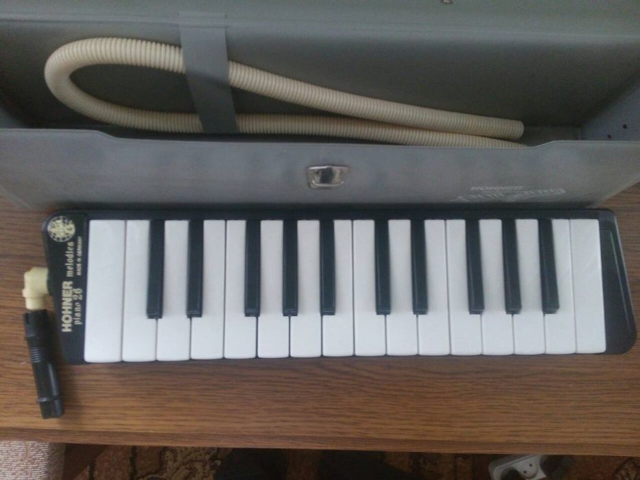 Продам піаніку/ мелодіон/мелодійка