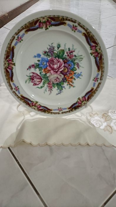 Loucas pintadas á mão,Limoges.