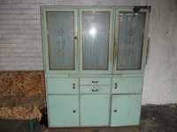 Раритетный антикварный шкаф 40-50-х годов для коллекционеров.