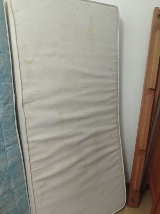 Colchões de cama de solteiro