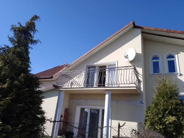 Balustrady balkonowe ogrodzenia