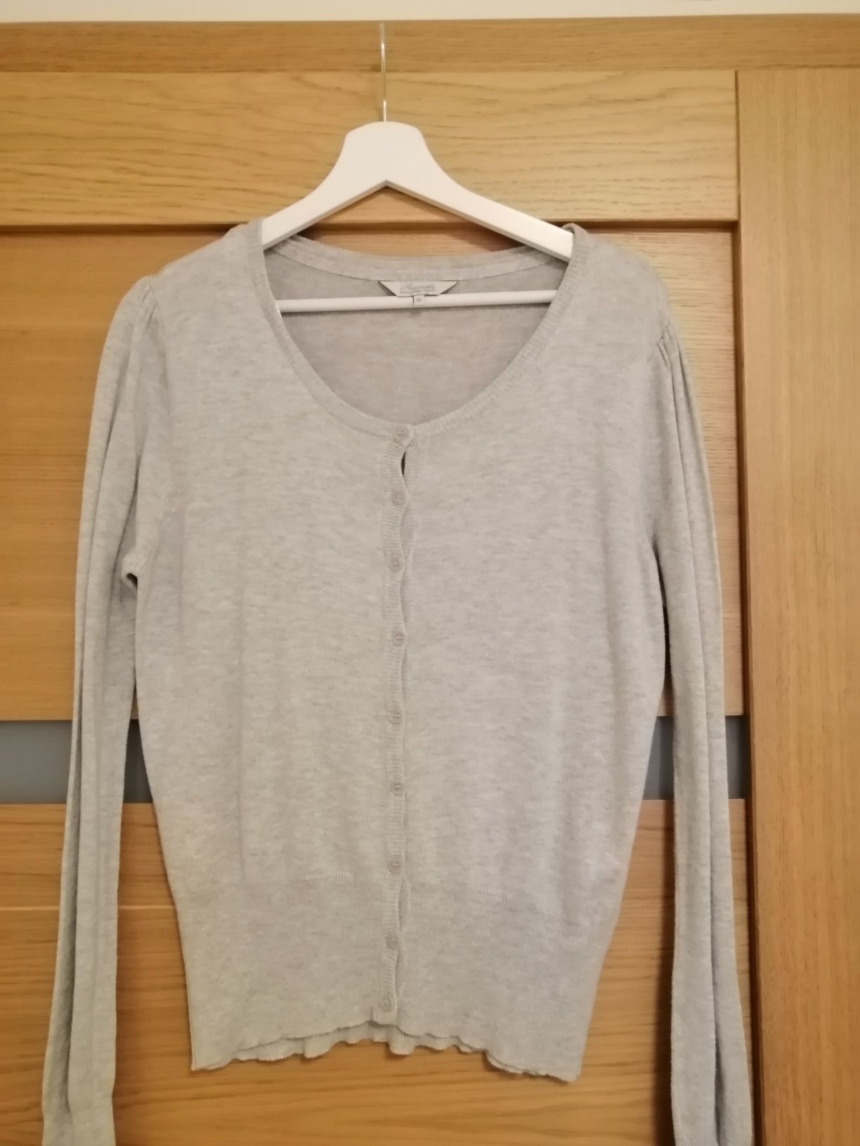 Sweter damski w rozmiarze 44 XL