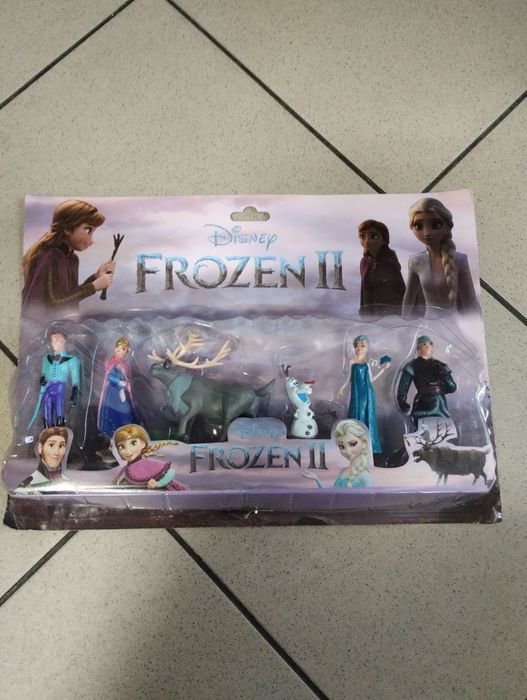 Zestaw figurek z krainy lodu