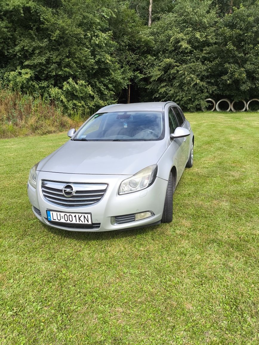Opel Insignia kombi Sports Tourer 2,0 CDTI 2009 r