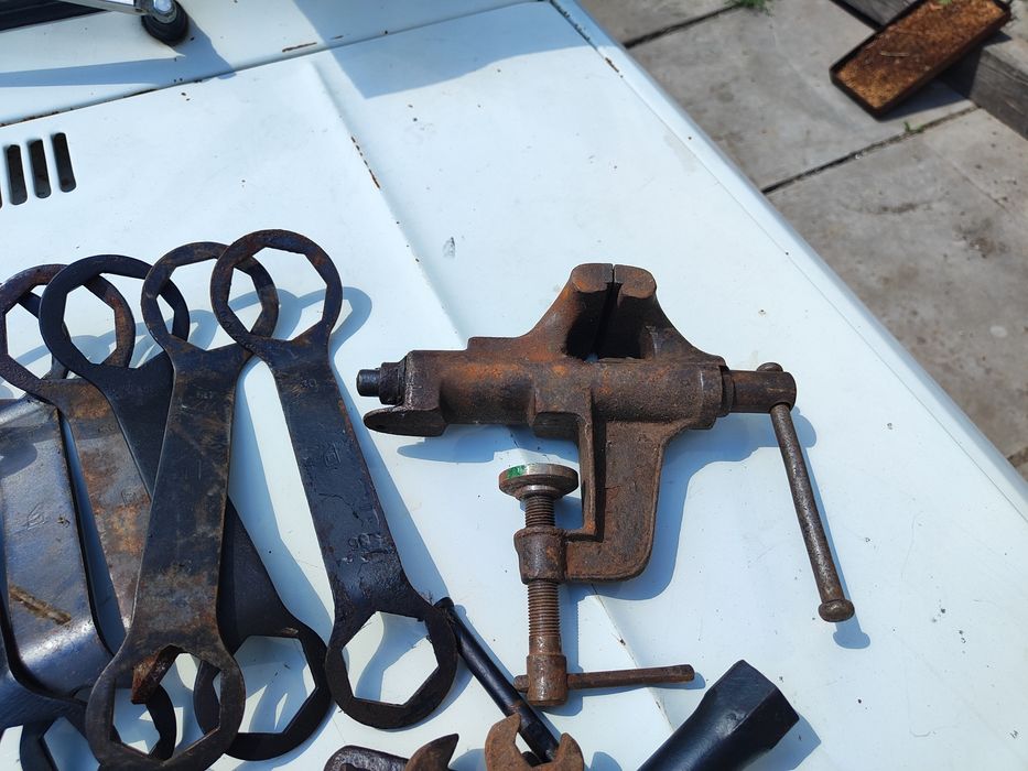 Набір ключів радянського виробництва.