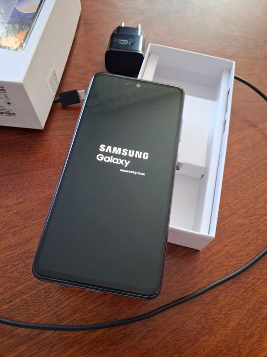 Смартфон Samsung Galaxy A52F/DS