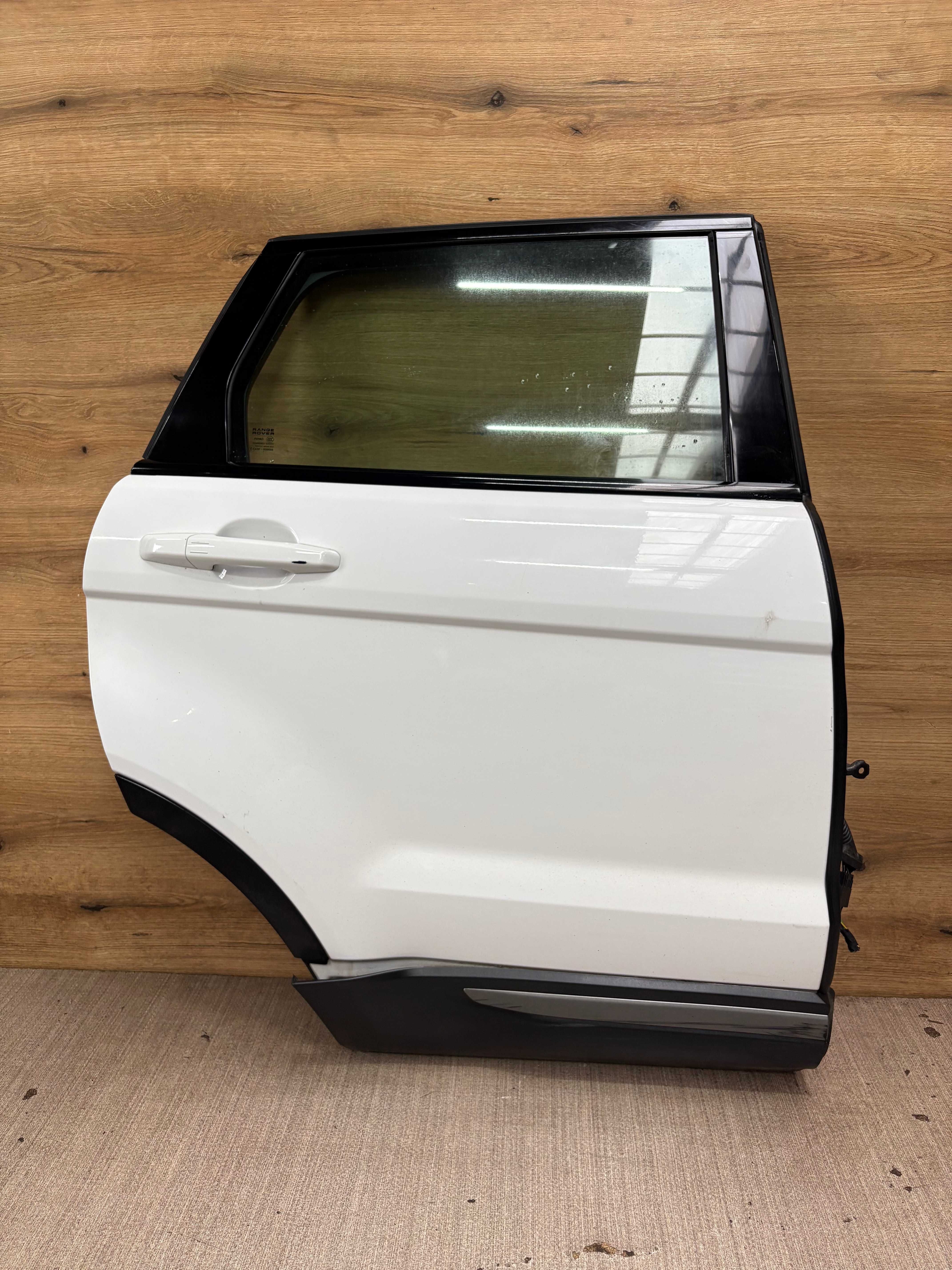 drzwi tylne prawe ranger rover evoque