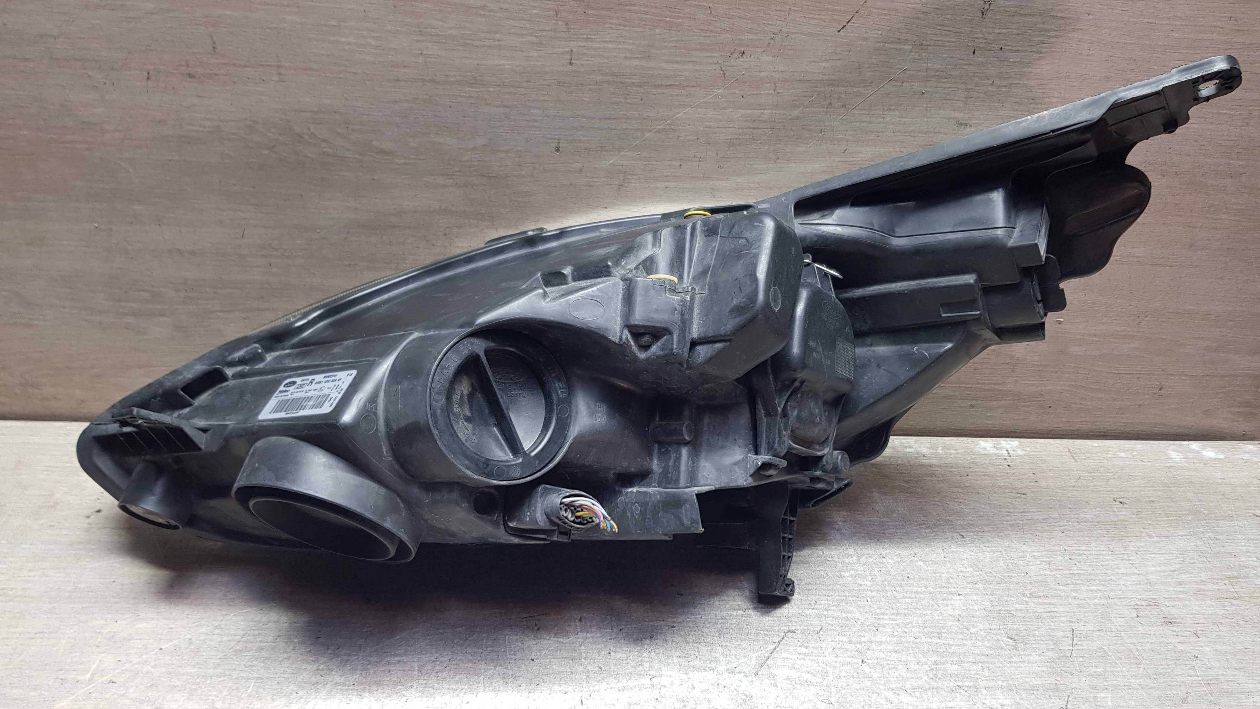 Фара Ford C-Max 2 2010-2015p. VALEO Європа оригінал