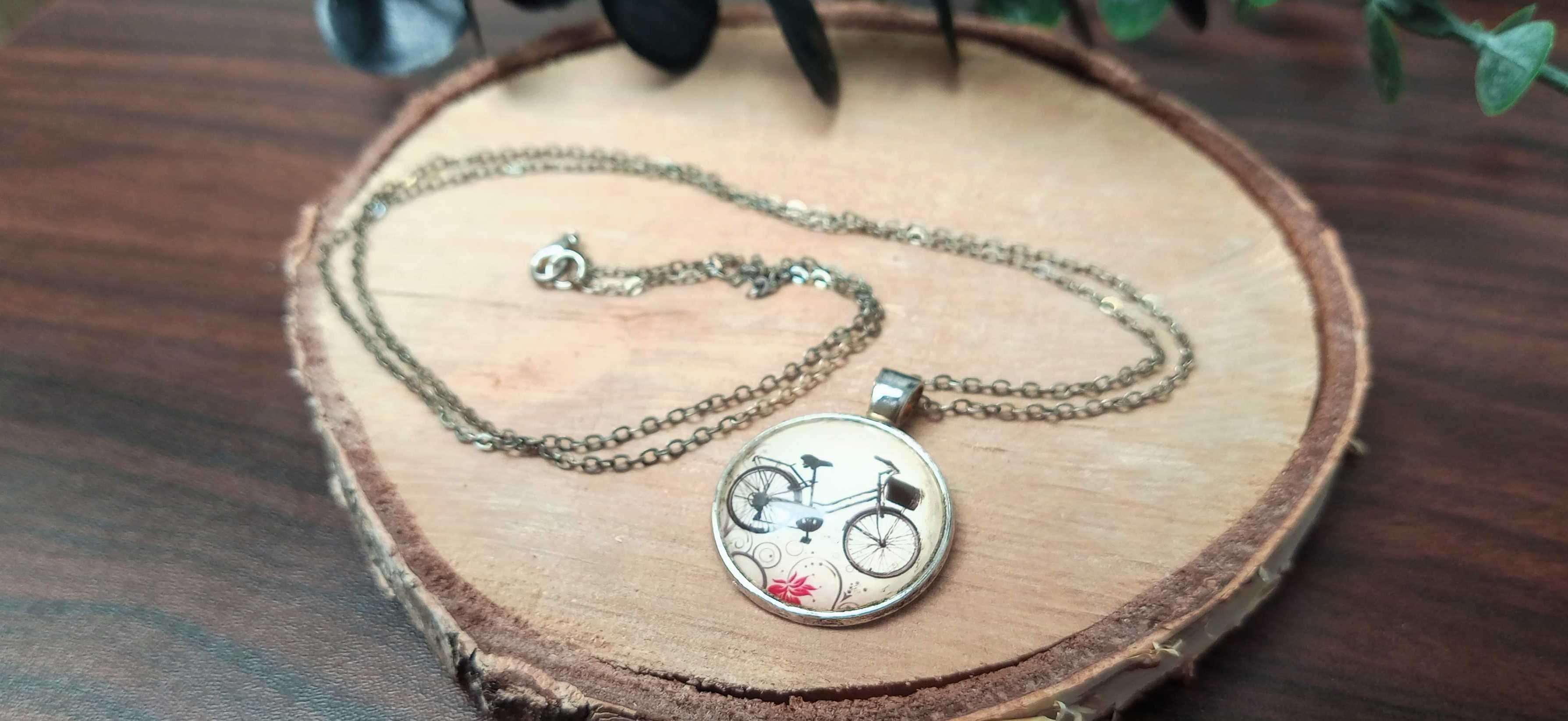Wisiorek medalion retro rower srebrny prezent dla niej handmade