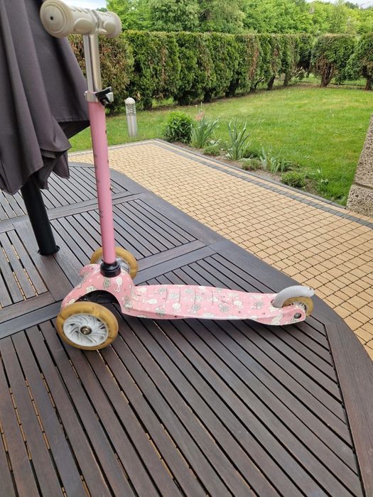 Hulajnoga kinderkraft koła led