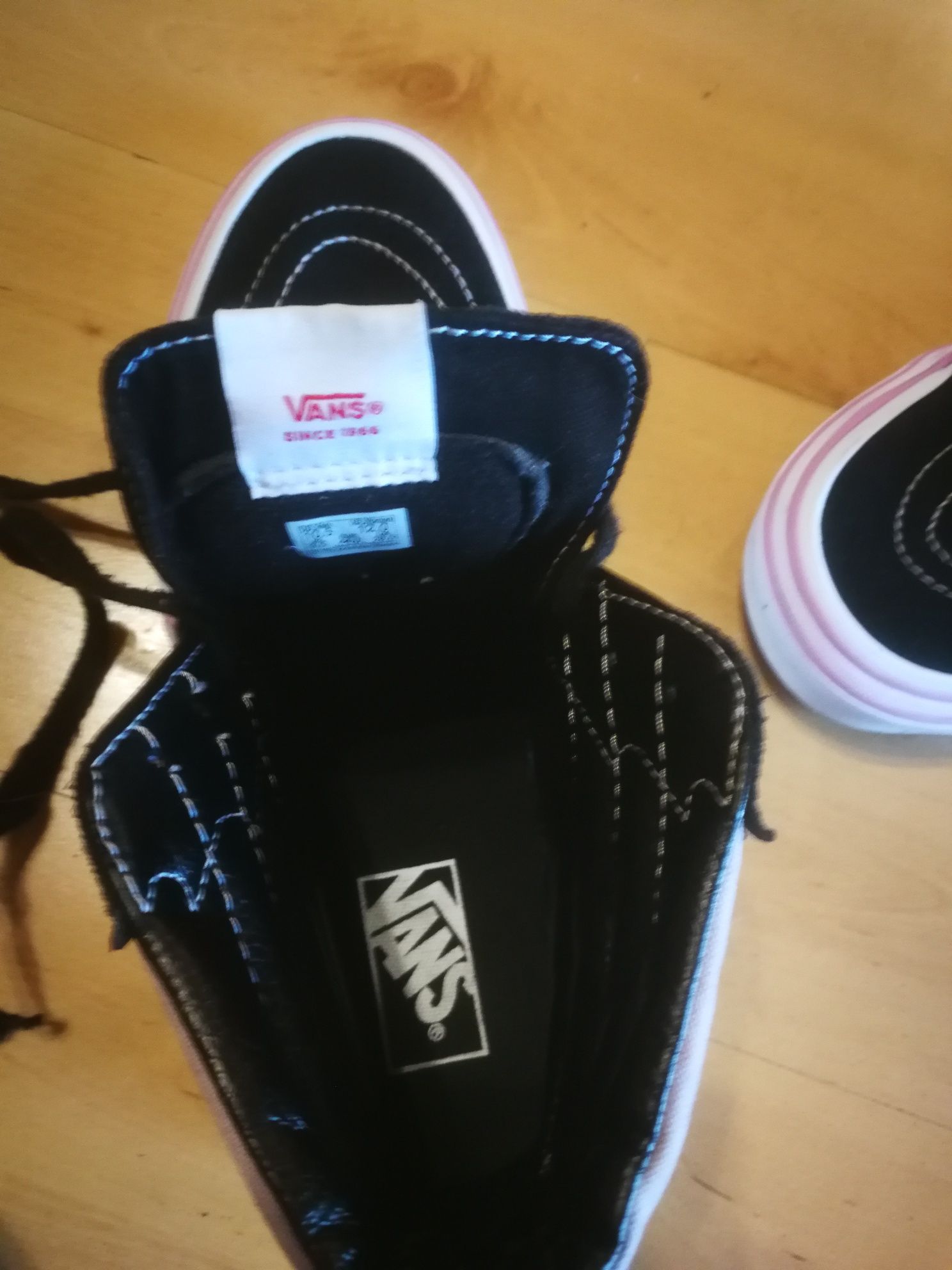 Buty Damskie Vans SK8 HI FLAME rozmiar 44, długość wkładki 28,5