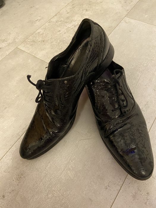 Eleganckie buty ze skory weza