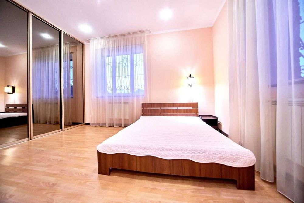 Посуточно дом на Осокорках с бильярдом-4-555.biz.ua