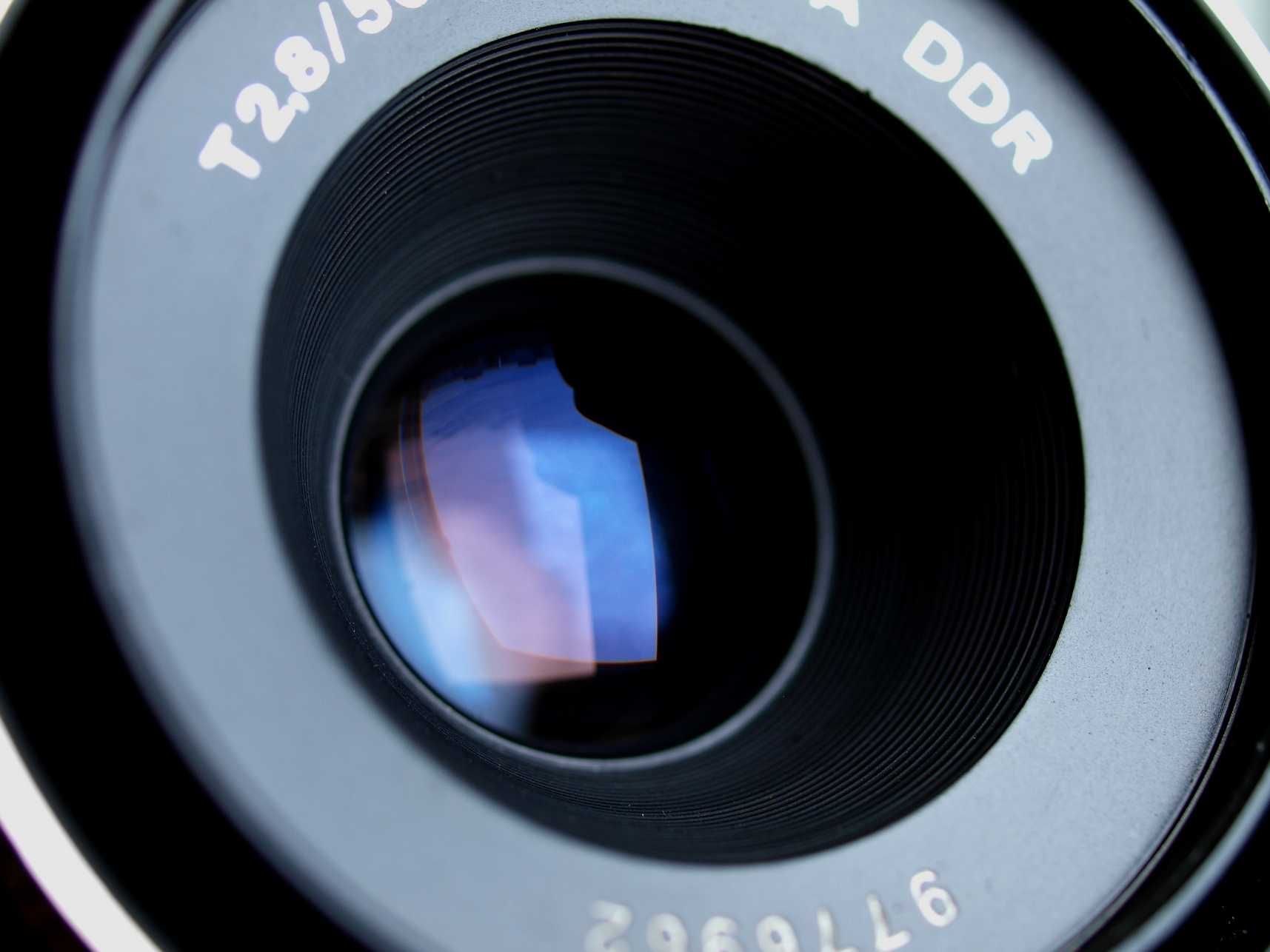 Продам Carl Zeiss Jena DDR Tessar 2.8/50 М42