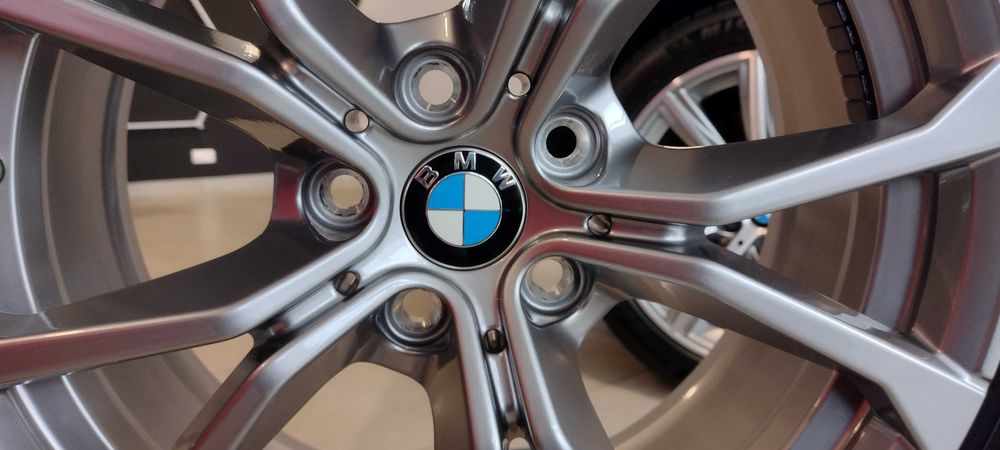 4 całe koła Felgi OEM 17" BMW G20 G21 PIRELLI 225/50R17 STYLING 776