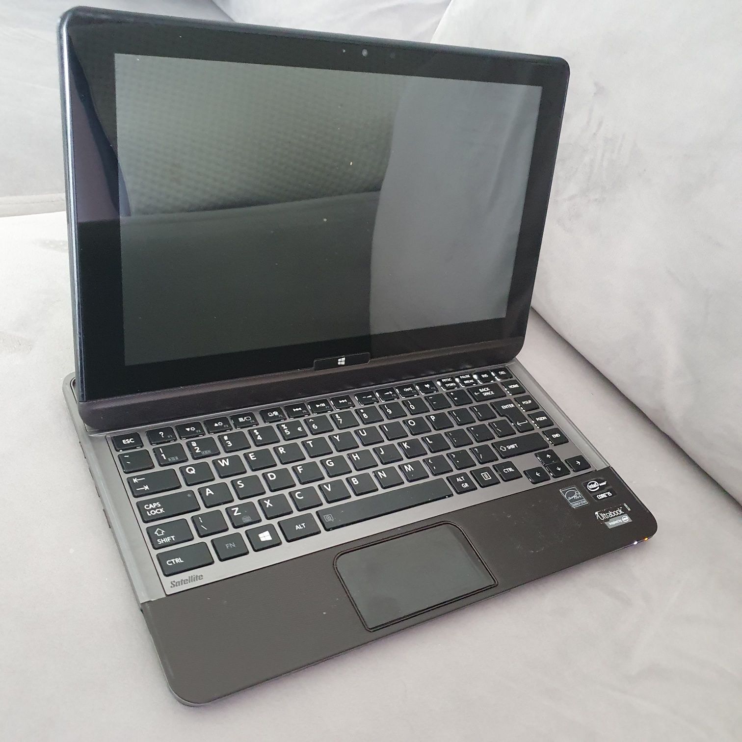 Laptop Toshiba Satellite U920T