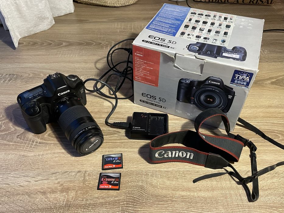 Canon EOS 5D Mark I + Lente Canon Zoom EF 75-300 f4-5.6