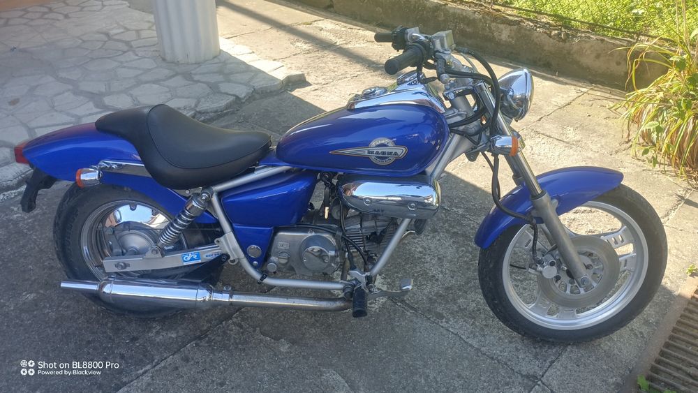 Продам Honda Magna 50
