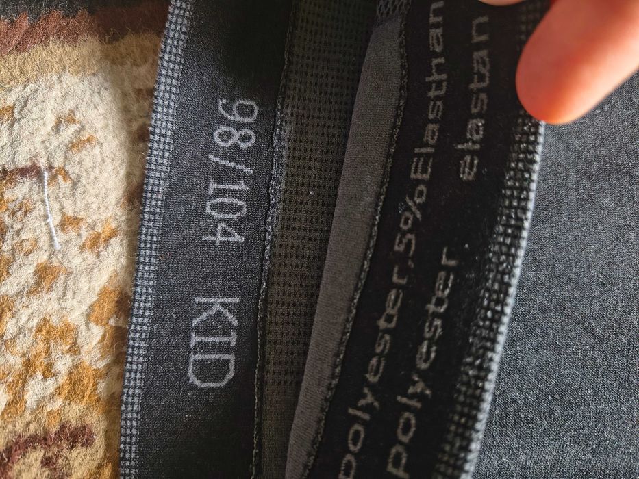 2pak ciepłych spodni chłopięcych 122 + koszulka termiczna 98/104
