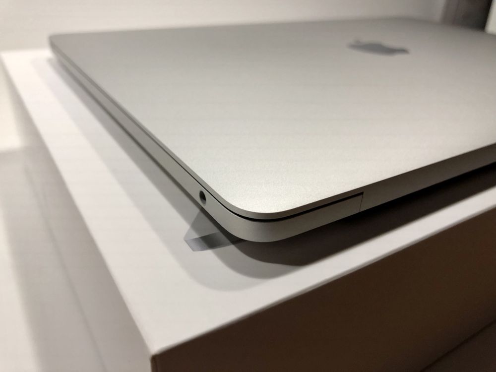 Новый Apple MacBook Pro 13 M1 A2338 8Gb/512Gb
