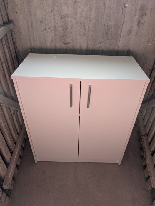 Białe szafki z półkami - 2 szt.