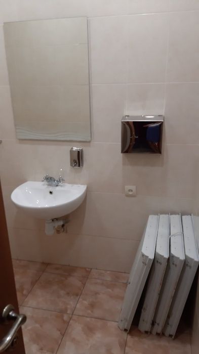 Здам в довгострокову оренду приміщення площею 64 кв.м. в м.Бориспіль