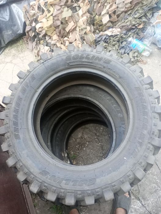 Шини мало їздили стан хороший як нові