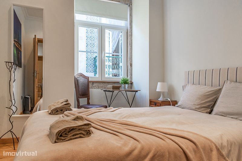 T3 Costa do Castelo renovado com charme