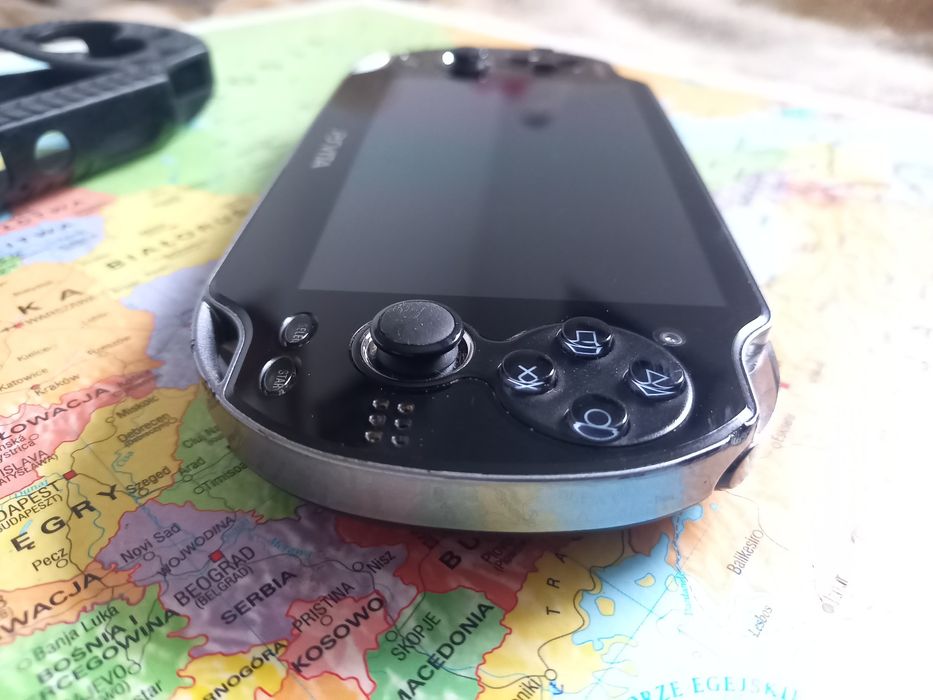 Konsola Sony Ps Vita PCH-1004 OLED 4gb