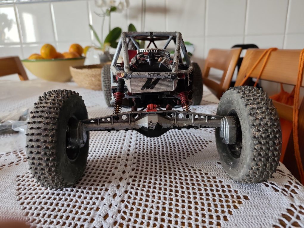 RC 1/10 Capra scale/crawler troco por hardbody D110