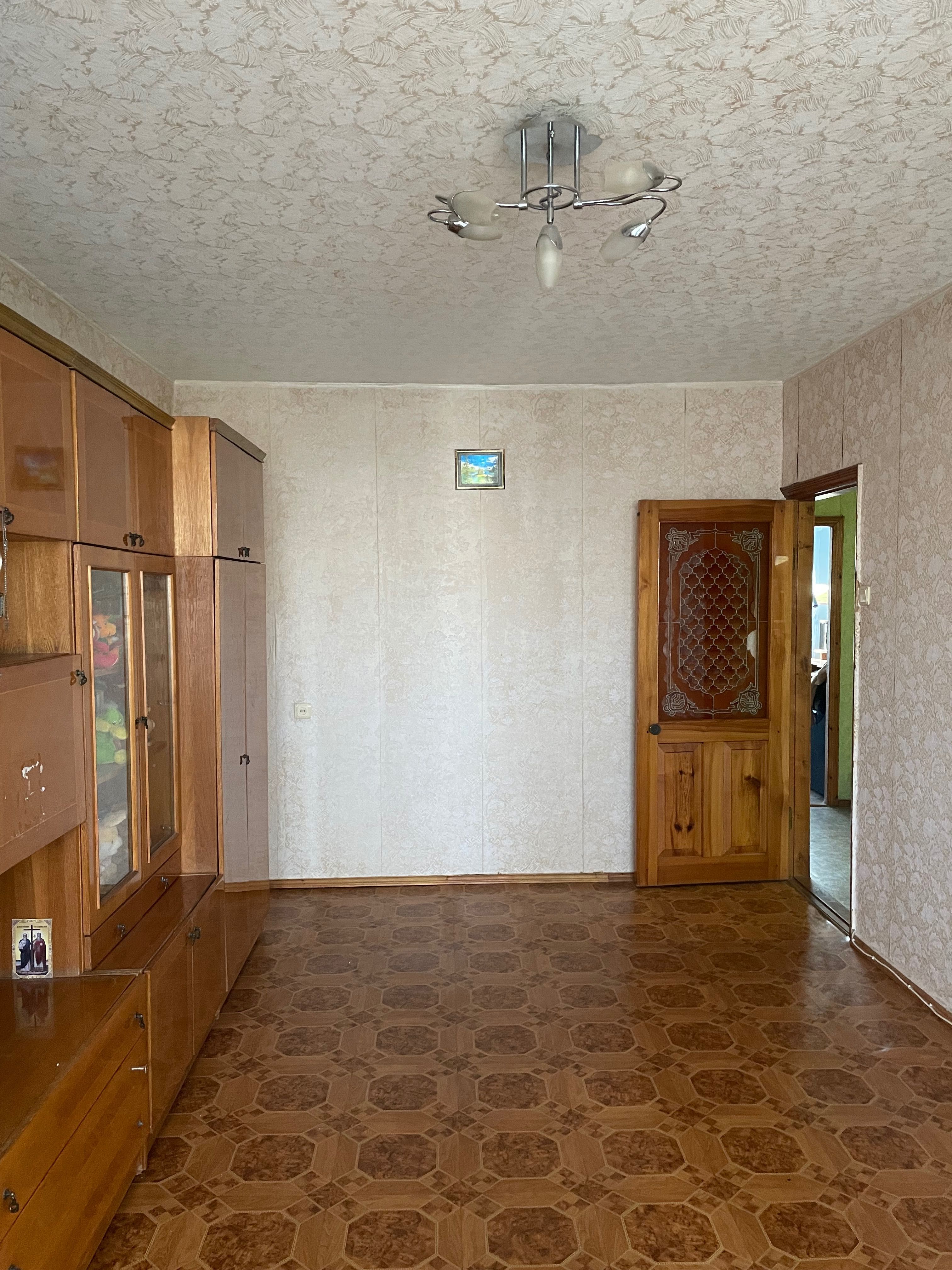 Продам 3-х кімнату квартиру в п.Слобожанське