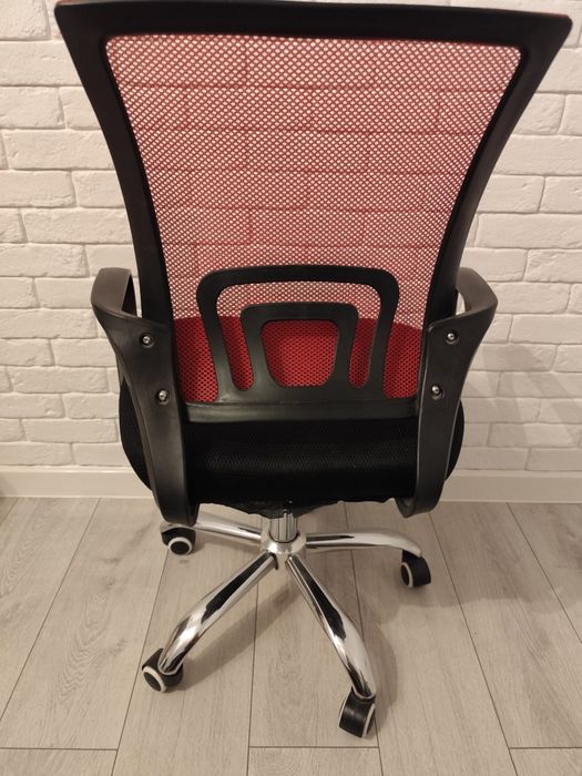 Fotel obrotowy biurowy komputerowy regulowany