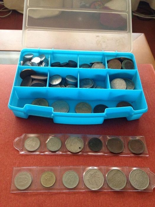 Vendo Notas e Moedas antigas de varios países