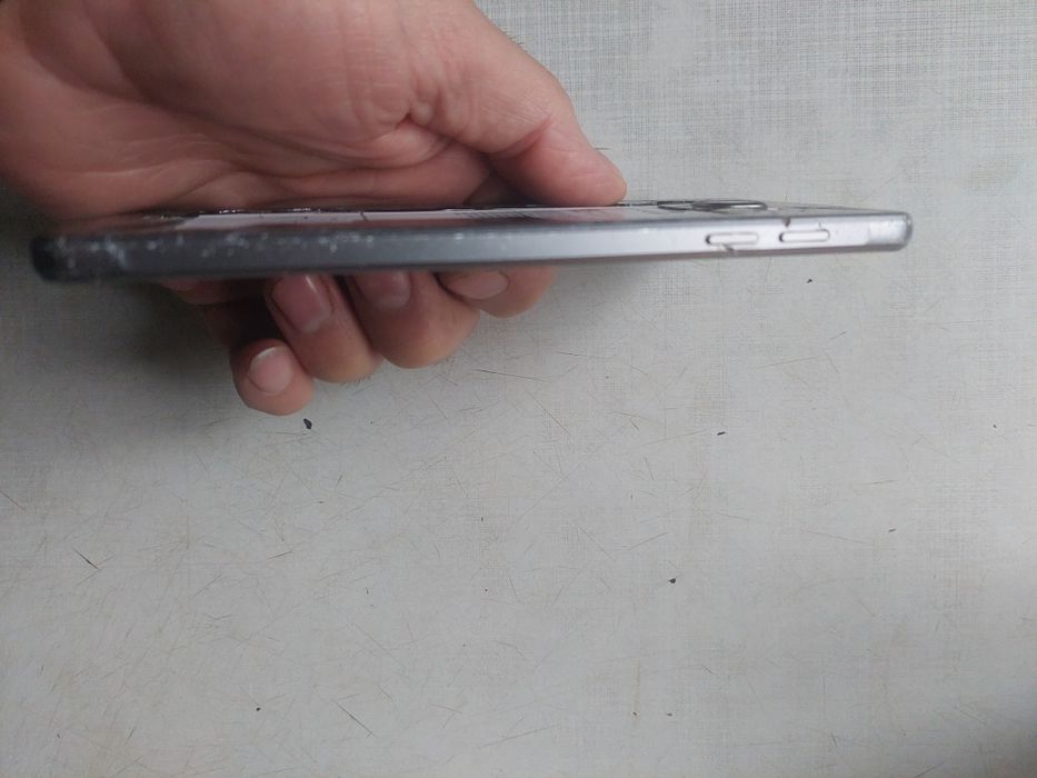 Samsung  Galaxy A 7 (6)