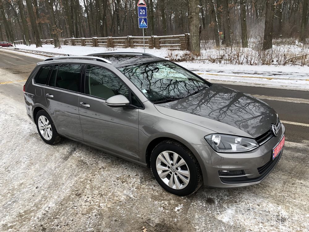 Продам Volkswagen Golf 7 универсал