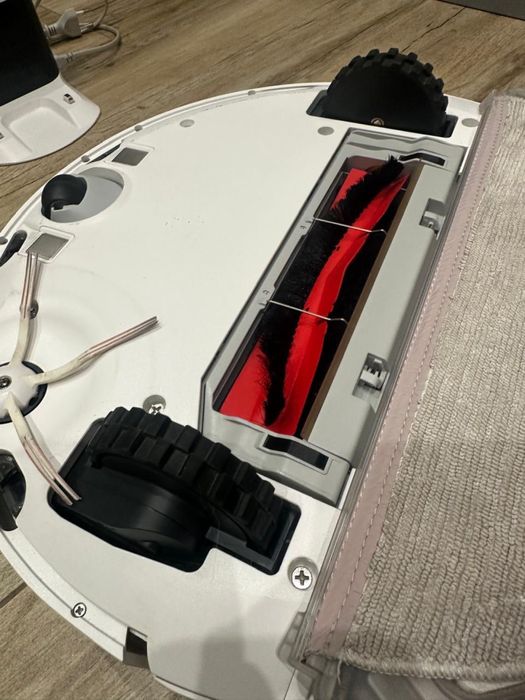 Робот пилосмок білий миючий Xiaomi Roborock S6 Pure White