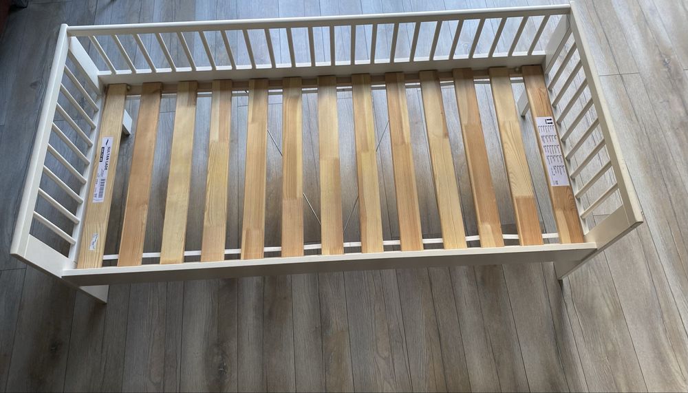 Łóżko z ikea plus materac 80 x 160