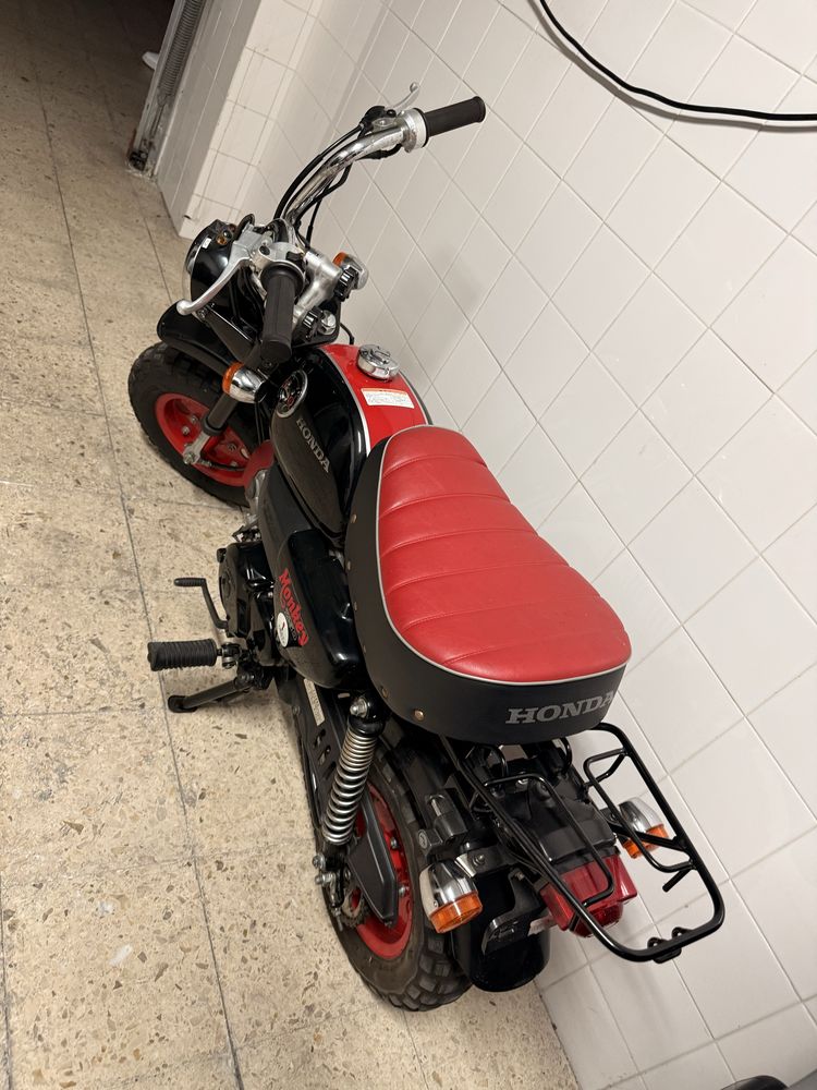 Honda Monkey Kumamon limited edition